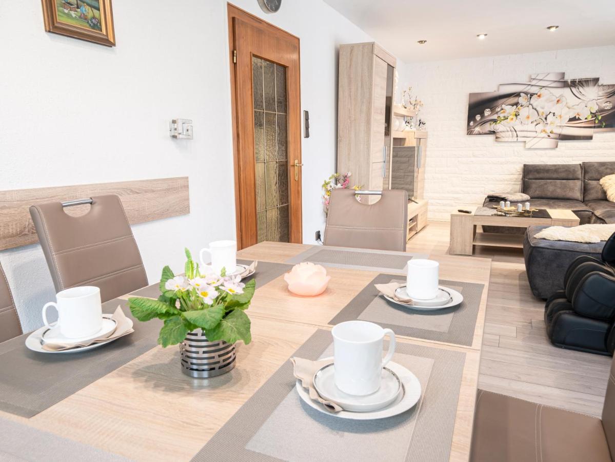 Truth Fuer 5 - King Size Betten, Kamin, Garten, Xxl Couch, Smart-Tv ดอร์ทมุนด์ ภายนอก รูปภาพ